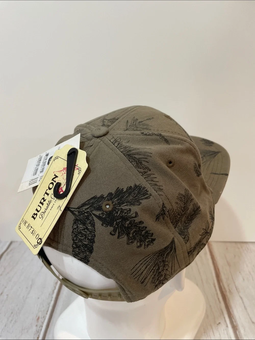 NWT Burton Adult Snapback Cap MB Riggs Olive Green Pinecone Print Hat Flat Brim